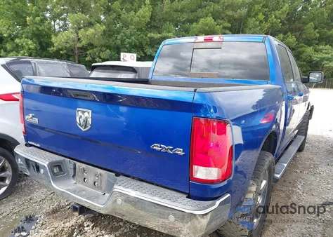 2018 Ram 1500 Big Horn 4X4 5'7 Box z USA, uszkodzony, nr VIN 3C6RR7LG7JG230279